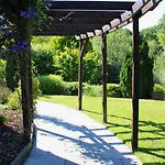 Hotel Woodford Dolmen