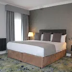 Hotel Woodford Dolmen 4*
