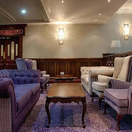 Hotel Woodford Dolmen