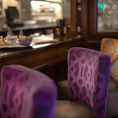 Woodford Dolmen Hotell