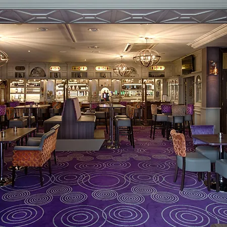 Hotel Woodford Dolmen