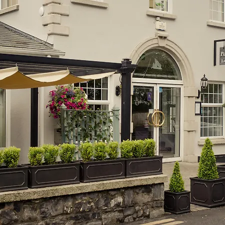 Woodford Dolmen Hotel