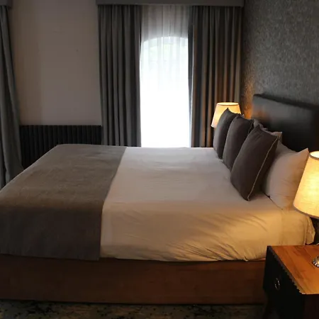 Woodford Dolmen Hotel Carlow