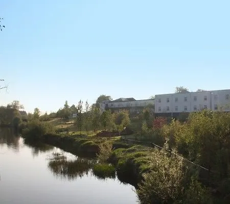 Hotel Woodford Dolmen 4*