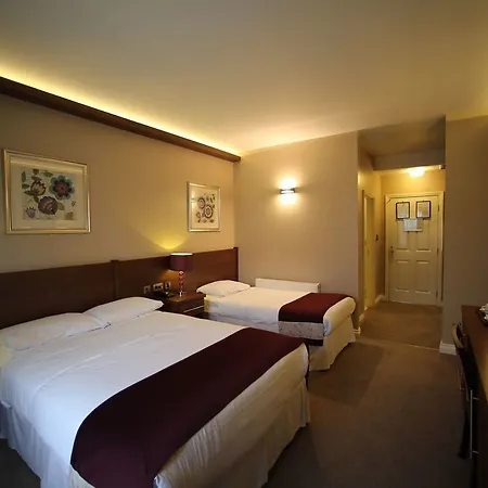 Woodford Dolmen 4*