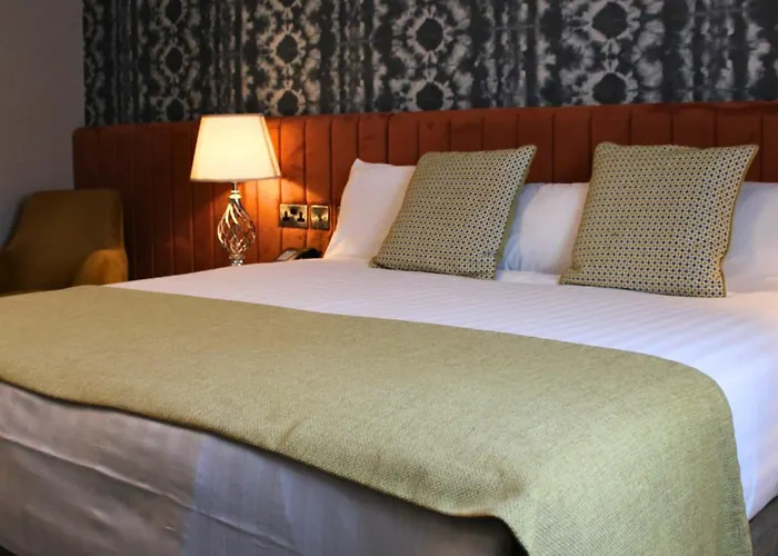 Hotel Woodford Dolmen 4*