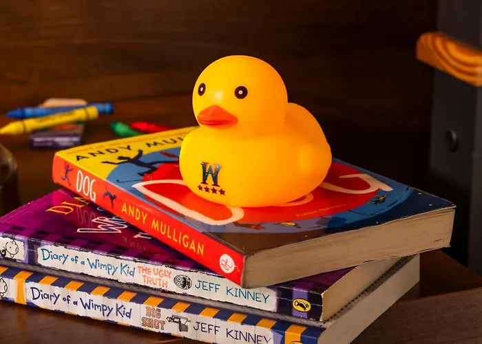 Отель Woodford Dolmen 4*