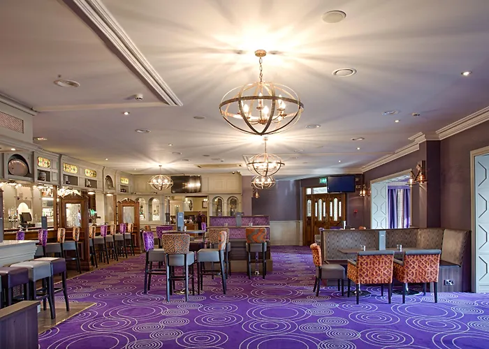 Woodford Dolmen Hotel