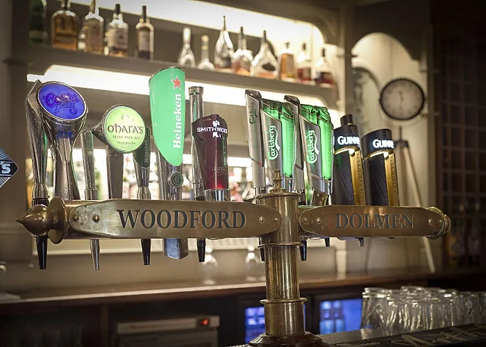 Hotel Woodford Dolmen