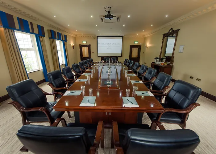 Woodford Dolmen Hotel